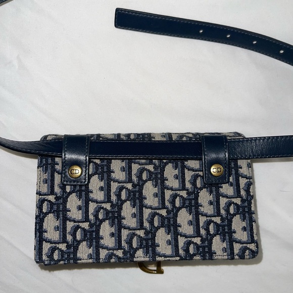 Christian Dior saddle belt bag - Picture 3 of 3